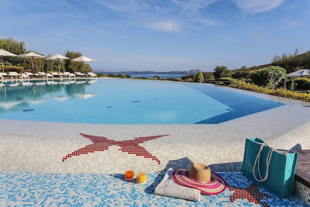 L'Ea Bianca Luxury Resort Baja Sardinia Kültér fotó