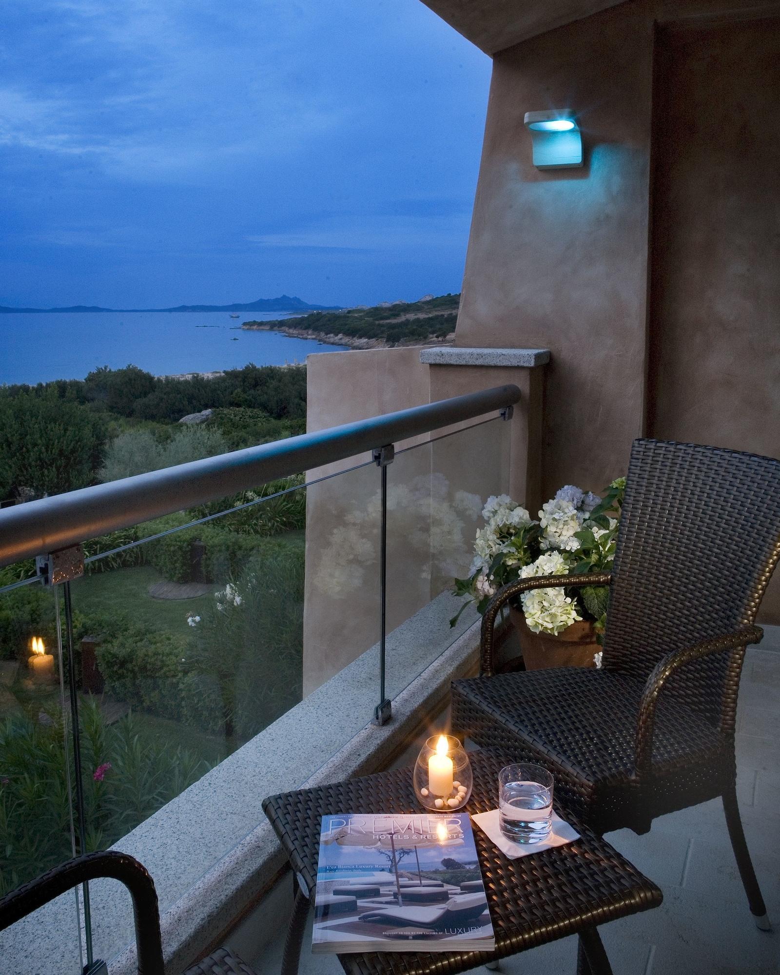 L'Ea Bianca Luxury Resort Baja Sardinia Kültér fotó