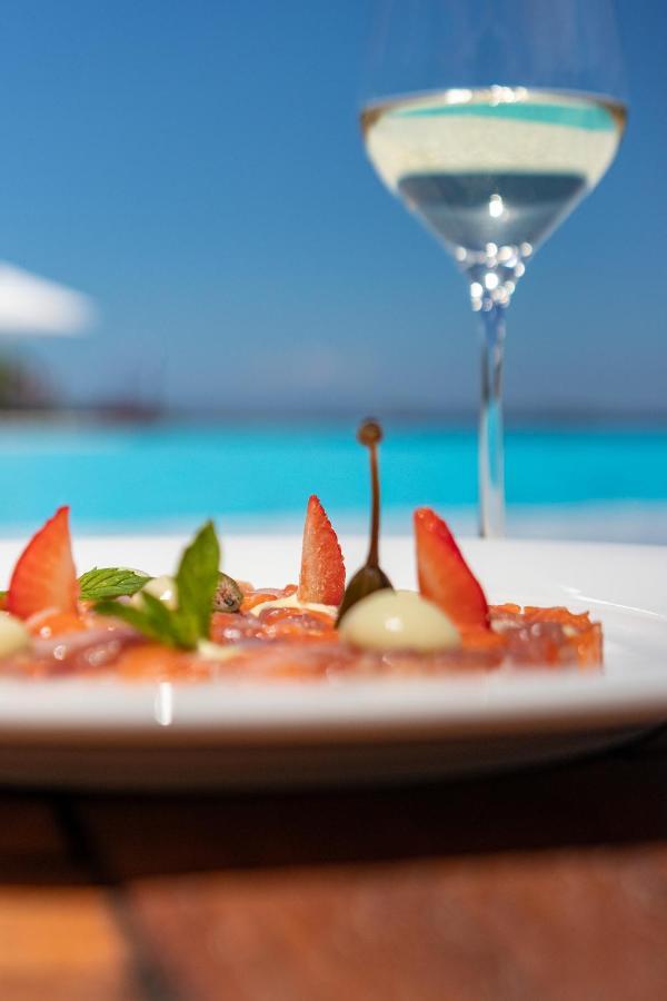 L'Ea Bianca Luxury Resort Baja Sardinia Kültér fotó