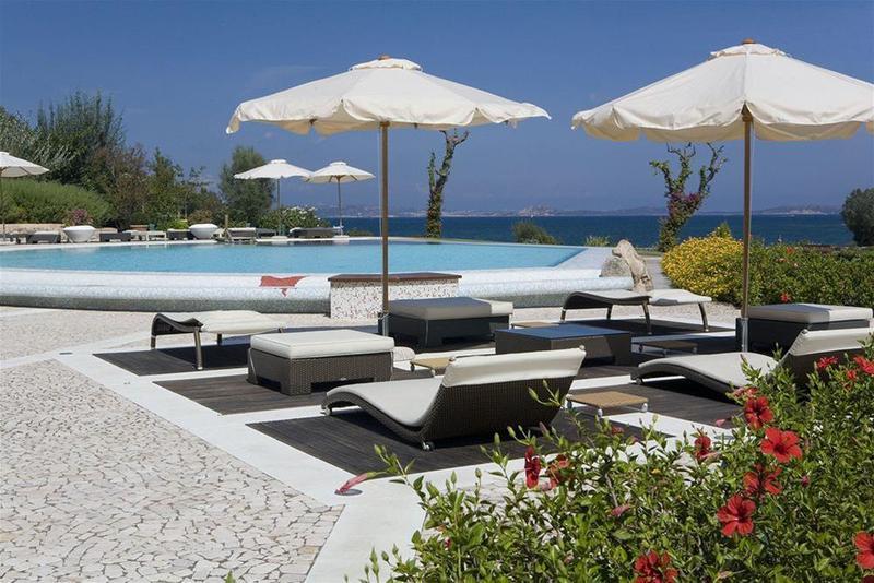L'Ea Bianca Luxury Resort Baja Sardinia Kültér fotó