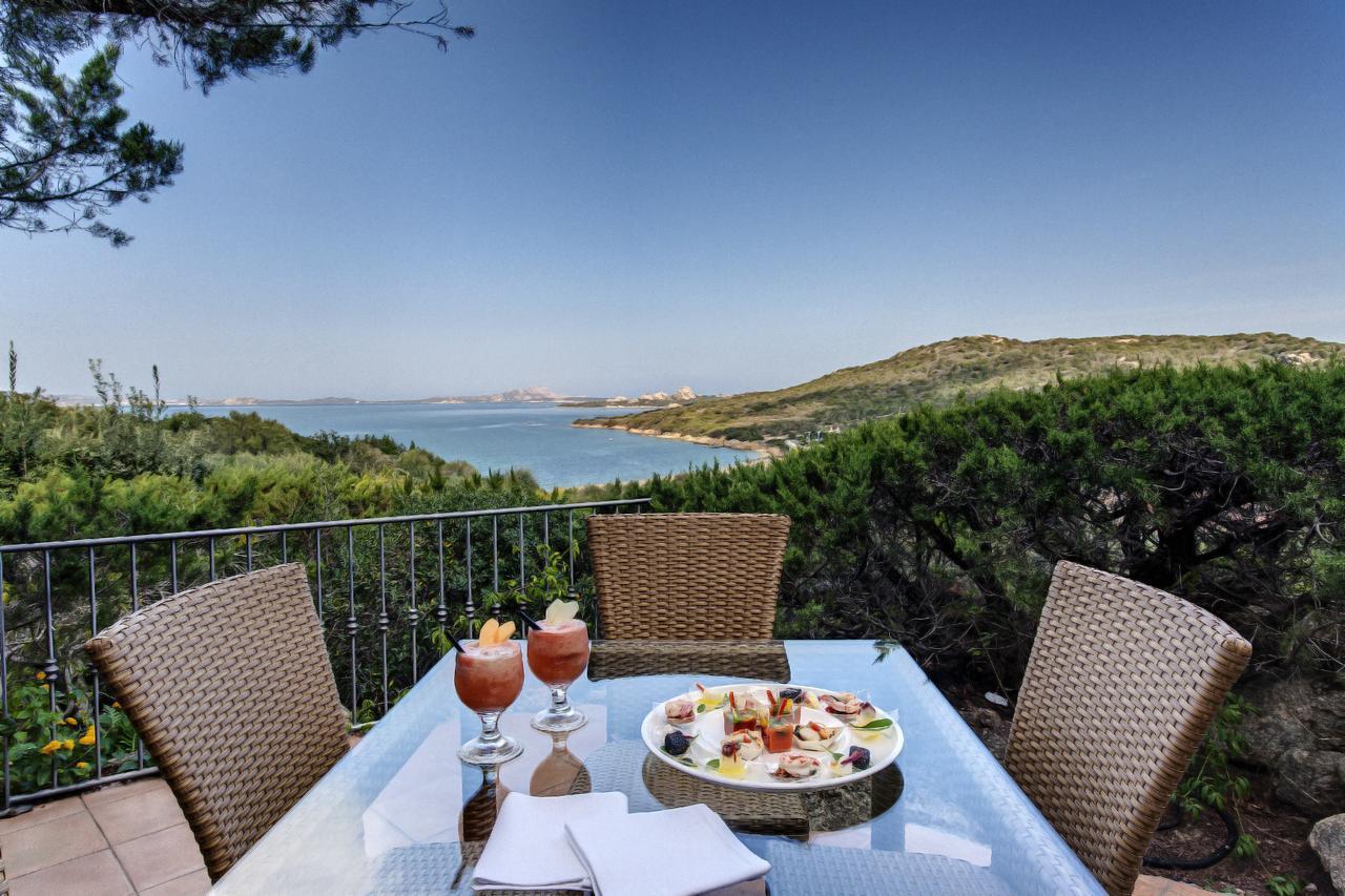 L'Ea Bianca Luxury Resort Baja Sardinia Kültér fotó