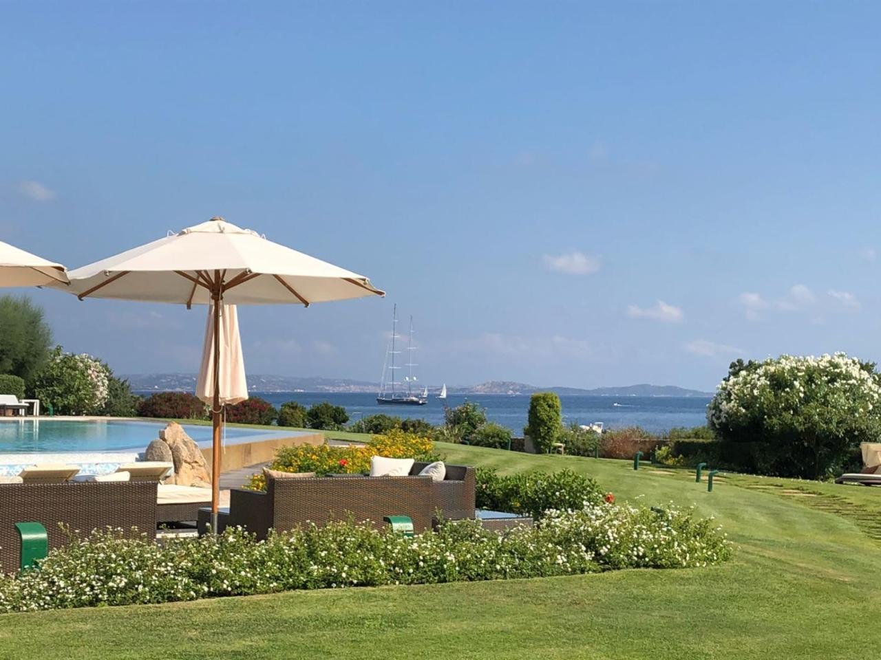 L'Ea Bianca Luxury Resort Baja Sardinia Kültér fotó